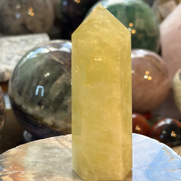 🔥SALE🔥 Smokey Quartz Crystal Point With Sparkles And Rainbows! - Picture 8 of 11